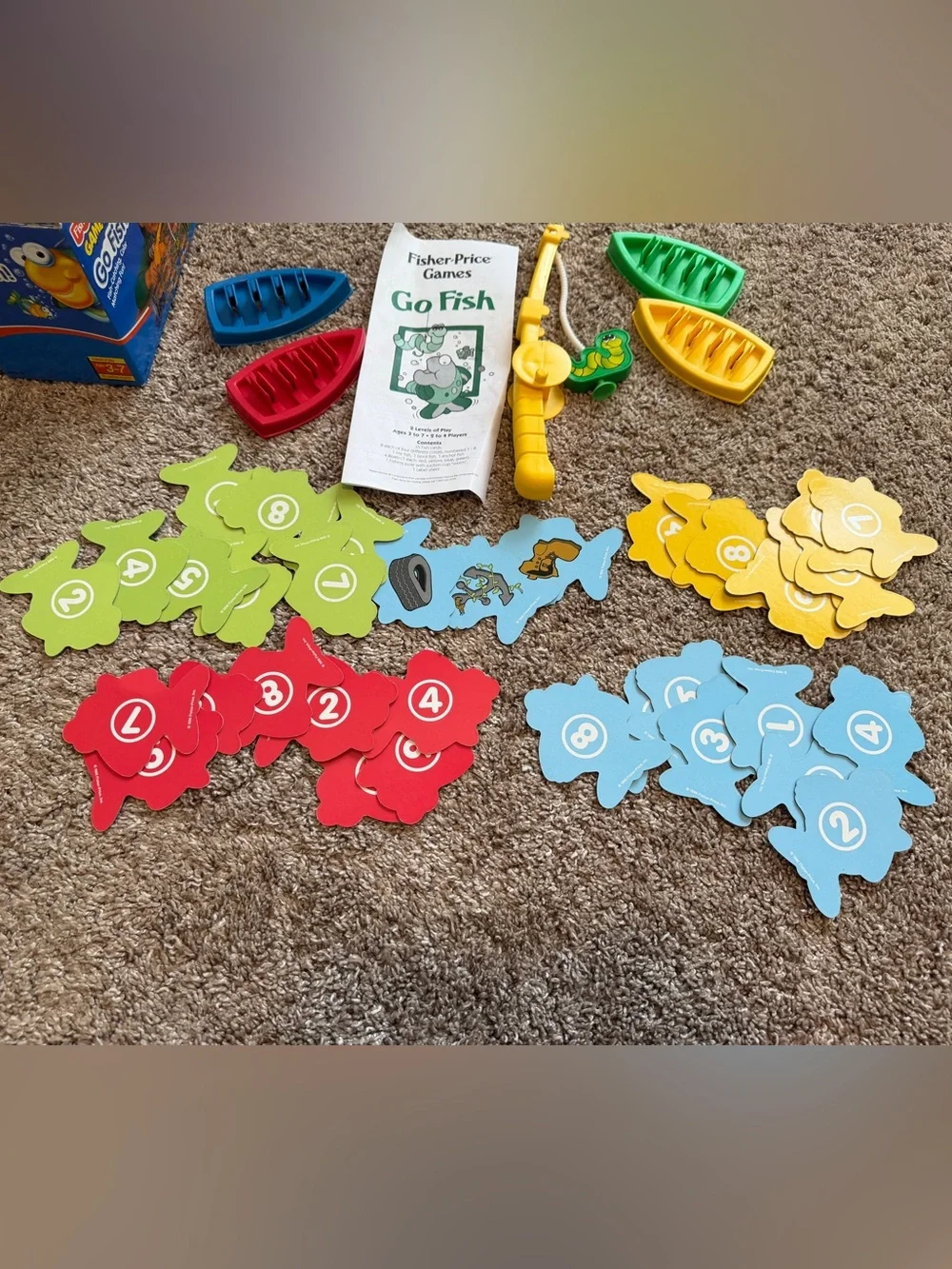 Fisher-Price Go Fish! Game COMPLETE Vintage 2000   Preschool Color Matching Kdg